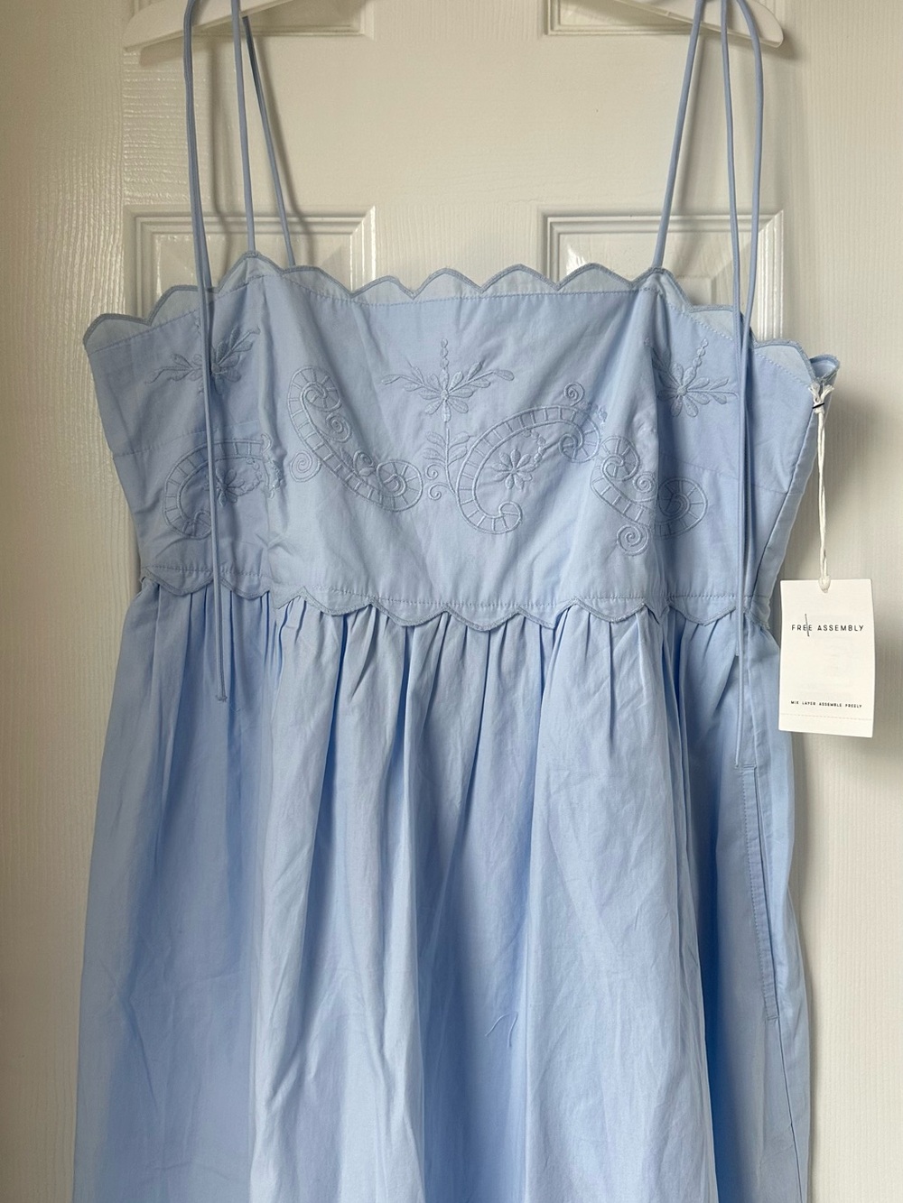 Light Blue Eyelet-Trim Midi Sundress with Spaghetti Straps - Picture 5 of 9